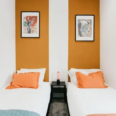 Dawn House - Wyndale Living -bham Jq 3br Townhouse Birmingham