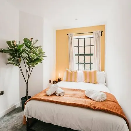 Dawn House - Wyndale Living -bham Jq 3br Townhouse Birmingham