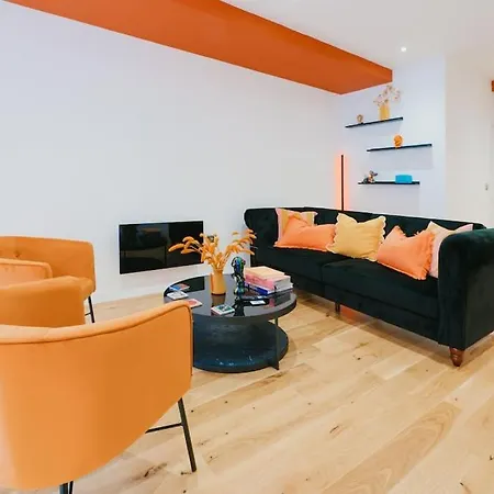 Holiday home Dawn House - Wyndale Living -bham Jq 3br Townhouse *