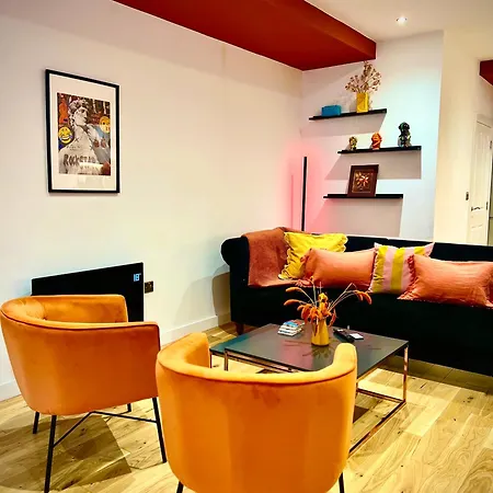 Dawn House - Wyndale Living -bham Jq 3br Townhouse Holiday home